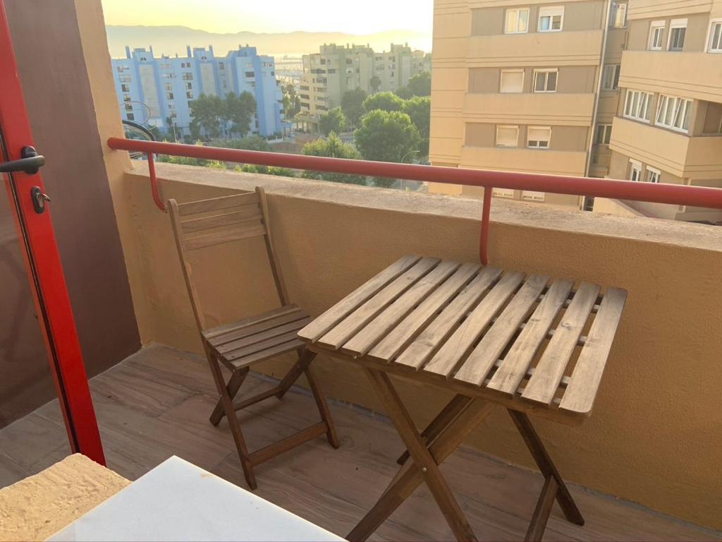 Room In A Shared Apartment Touching The Border :) La Línea de la Concepción Eksteriør bilde